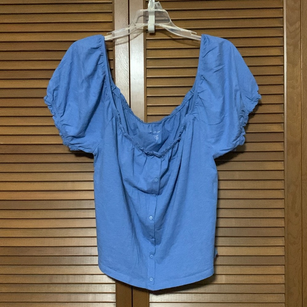 American Eagle Outfitters 100% cotton cropped button down top XL